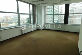 Radnička, poslovni (uredski) prostor 522 m2 za zakup, Zagreb, Propiedad comercial