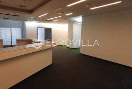 Radnička, poslovni (uredski) prostor 522 m2 za zakup, Zagreb, Immobili commerciali