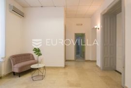 Amruševa strogi centar poslovni uredski prostor 135m2,, Zagreb, Commercial property