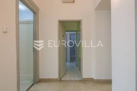 Amruševa strogi centar poslovni uredski prostor 135m2,, Zagreb, Commercial property