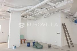 Centar, poslovni prostor za zakup 295 m2 u poslovnoj zgradi, Zagreb, Ticari emlak