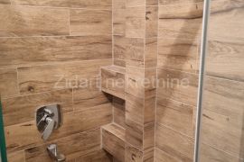 Prespanska, lux stan 72m2+ 30 m2 terase, Zvezdara, Appartement