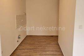 Prespanska, lux stan 72m2+ 30 m2 terase, Zvezdara, Appartement