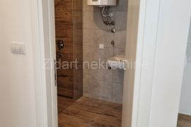 Prespanska, lux stan 72m2+ 30 m2 terase, Zvezdara, Appartement