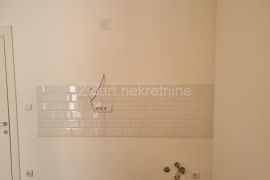 Prespanska, lux stan 72m2+ 30 m2 terase, Zvezdara, Appartement