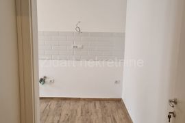 Prespanska, lux stan 72m2+ 30 m2 terase, Zvezdara, Appartement