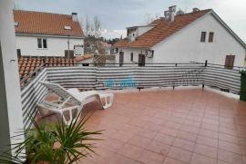 Crikvenica, centar 3S+DB, velika terasa, Crikvenica, Wohnung