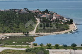 ZADAR, PRIVLAKA Stan u prizemlju 100 metara od mora!, Privlaka, Appartement