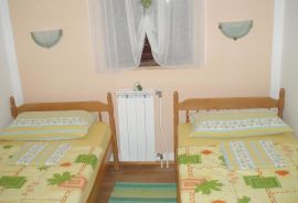 Apartmanska kuća sa pogledom na more, Fažana, Istra, Fažana, Ev