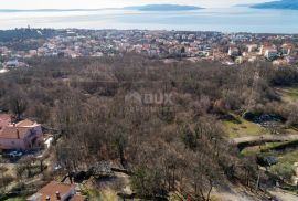 RIJEKA, KASTAV - građevinsko zemljište 2.451 m2 + 1.930 m2 s pogledom na more za stambenu zgradu - stanove / apartmane / obiteljsku kuću / villu! PRILIKA!!!, Kastav, Tierra