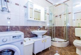 KOSTRENA, stan 2S+DB, 58.65 m2, velika terasa, pogled na more, park mjesto, Kostrena, Appartment