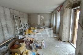 Poslovni prostor za zakup u centru Marinića 50 m2, Viškovo, Коммерческая недвижимость