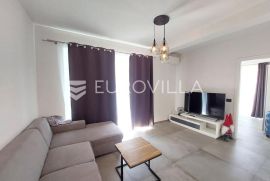 Pula, Vidikovac, dvosoban stan u novogradnji, NKP 64 m2, Pula, Wohnung