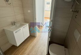 Medulin, NOVOGRADNJA/USELJIVO, dvosoban stan na I. katu + garaža, Medulin, Appartement