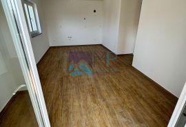 Medulin, NOVOGRADNJA/USELJIVO, dvosoban stan na I. katu + garaža, Medulin, Appartement