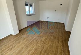 Medulin, NOVOGRADNJA, stan u prizemlju + vrt, okolica Medulinske lokve, Medulin, Appartment