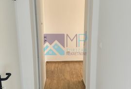 Medulin, NOVOGRADNJA, stan u prizemlju + vrt, okolica Medulinske lokve, Medulin, Appartment