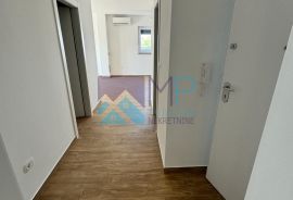 Medulin, NOVOGRADNJA, stan u prizemlju + vrt, okolica Medulinske lokve, Medulin, Appartment