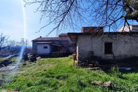 ISTRA,BARBAN, OKOLICA, ISTARSKA KAMENA KUĆA SA OKUĆNICOM, Barban, Maison