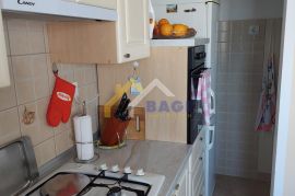 Pula-TOP Lokacija-Kuća-Dvorište-Apartman, Pula, Casa