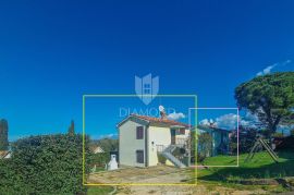 Novigrad okolica, Kuća sa dva apartmana 80m od mora!, Novigrad, Kuća