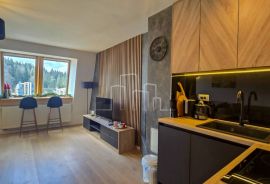 Apartman dvoetažni 73m2 Olimpijska kuća Jahorina prodaja, Pale, Kвартира