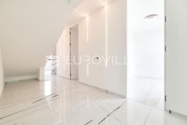 Zagreb, Gornja Dubrava, ekskluzivan stan sa vrtom, 146 m2 NKP, NOVOGRADNJA, Zagreb, Flat