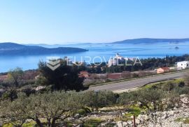 Trogir, Seget Donji, atraktivno građevinsko zemljište površine 3000 m2, Seget, أرض