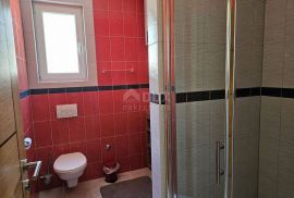 OTOK RAB, BANJOL - 3S + DB u višestambenoj zgradi, Rab, Appartment