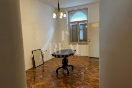 Potok, vrhunska nekretnina za poslovnu namjenu, 5SKL!, Rijeka, Appartement