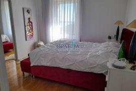 Labin, centar - vrhunski novouređeni stan (penthouse), Labin, Appartamento