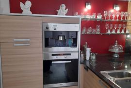 Labin, centar - vrhunski novouređeni stan (penthouse), Labin, Appartamento