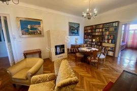 OPATIJA - CENTAR, stan od 185 m2, Opatija, Apartamento