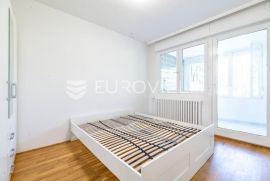 Zagreb, Travno funkcionalan trosoban stan/poslovni prostor 65 m2, Zagreb, Immobili commerciali