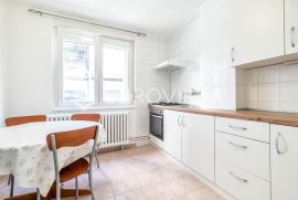 Zagreb, Travno funkcionalan trosoban stan 65 m2, Zagreb, Flat