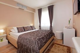 HOTEL, PRODAJA, KORČULA, 613 m2, 8-soban + 6 VPM, Vela Luka, Propriété commerciale