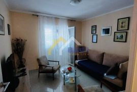 Gornji Karin - apartman za 4 radnika, Obrovac, Διαμέρισμα