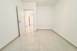 IZVANREDNA PRILIKA - IZVANREDAN STAN - UPRAVO SNIŽENO!!!, Crikvenica, Apartamento