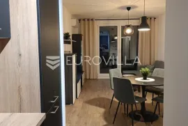 Zagreb, Sveta Klara, prekrasan jednosoban stan + PM 40 m2 PRVI NAJAM, Zagreb, Kвартира