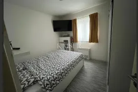 Zadar,Novigrad - Vila s grijanim bazenom i dva apartmana uz more, Novigrad, Famiglia