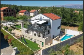 Zadar,Novigrad - Vila s grijanim bazenom i dva apartmana uz more, Novigrad, Σπίτι