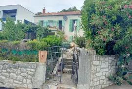 Dramalj, Crikvenica-  primorska autohtona kuća sa panoramskim pogledom na more, Crikvenica, Σπίτι