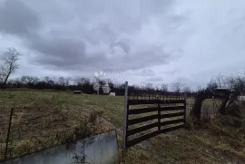 POLJOPRIVREDNO ZEMLJIŠTE U ZAPREŠIĆU, Zaprešić - Okolica, Terreno