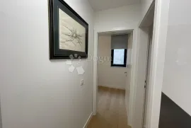 Najam stana centar, 93m2, 3S+DB, prizemlje, Zagreb, Kвартира