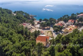 Samostojeća kuća sa 20 soba i restoranom, Omiš, Maison