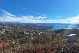 MATULJI - nezavršena kuća s velikim dvorištem, Matulji, Famiglia