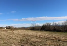 Veliko građevinsko zemljište u blizini Pazina, Pazin - Okolica, Tierra