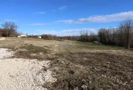 Veliko građevinsko zemljište u blizini Pazina, Pazin - Okolica, Terreno