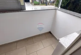 Zagreb, Podsused - dvosoban stan s vrtom i parkingom, Zagreb, Appartement