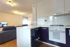 Zagreb, Podsused - dvosoban stan s vrtom i parkingom, Zagreb, Apartamento